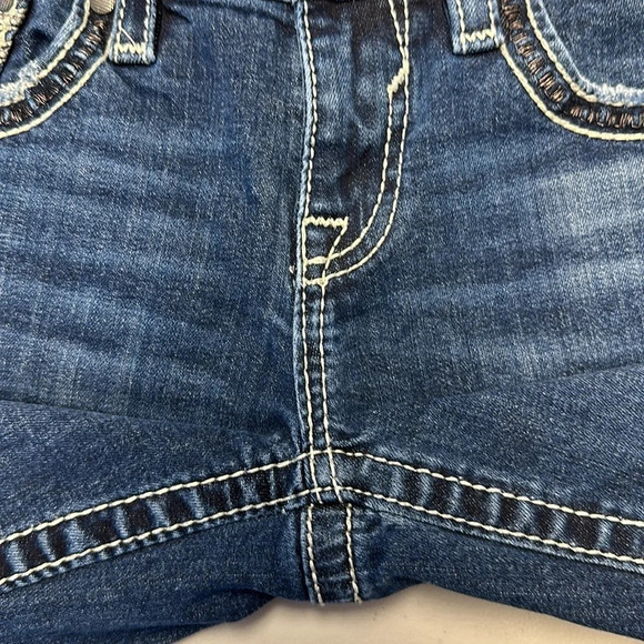 Vigoss Womens Chelsea Heritage Capri Jeans Embroidered Gems 1/2 - Picture 13 of 16